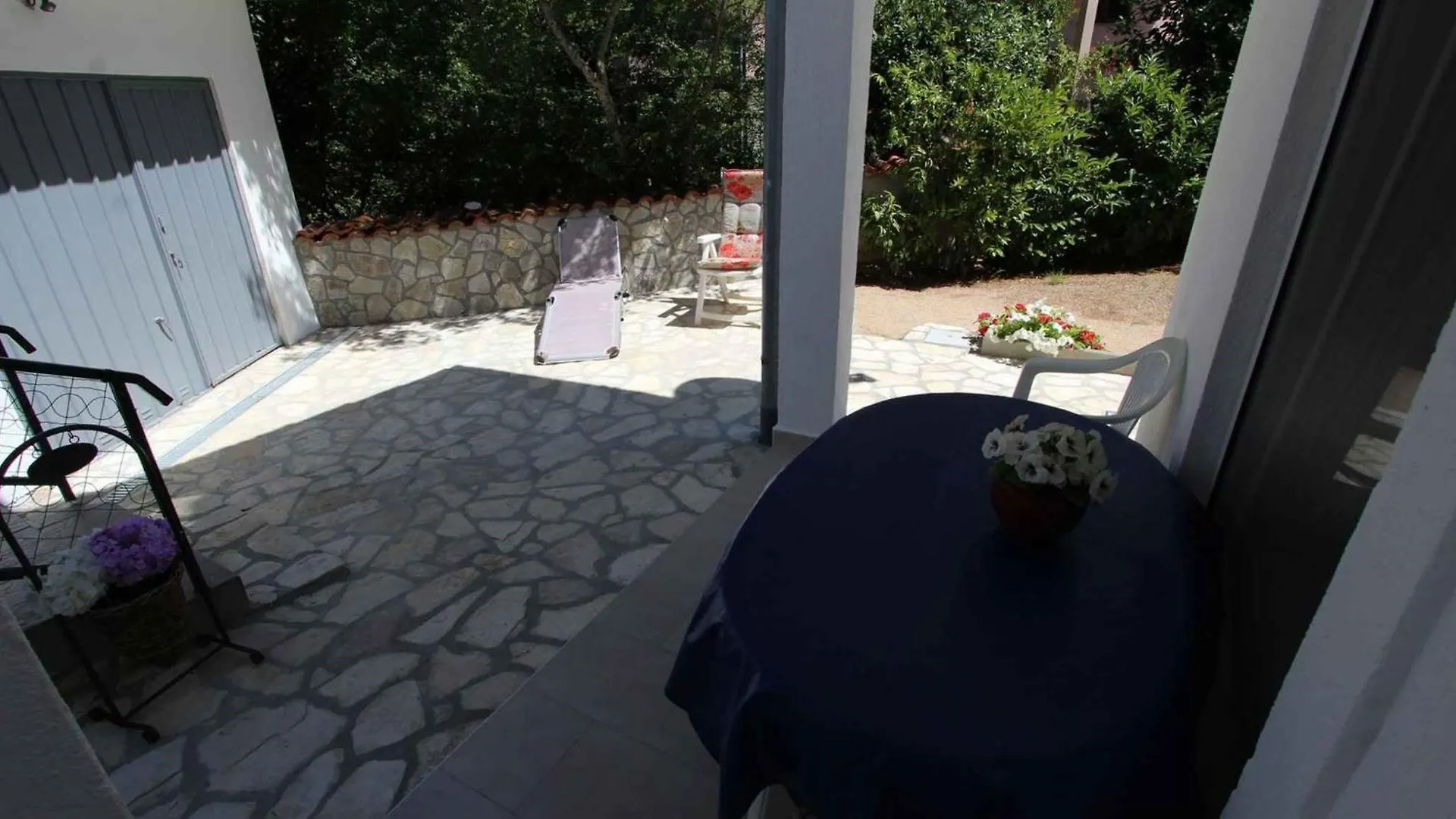 Apartments In Malinska - Insel Krk 53303