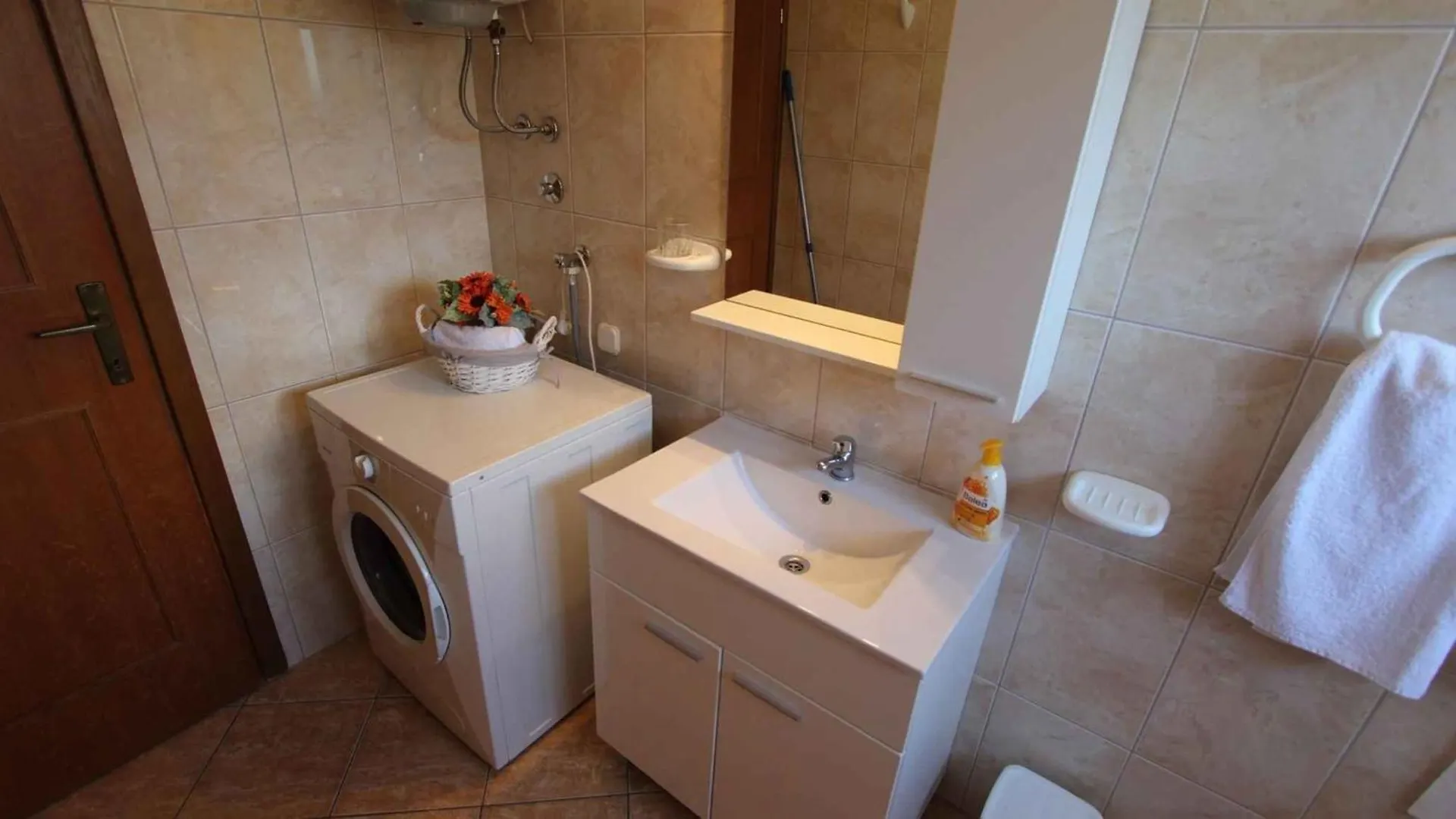 Apartments In Malinska - Insel Krk 53303