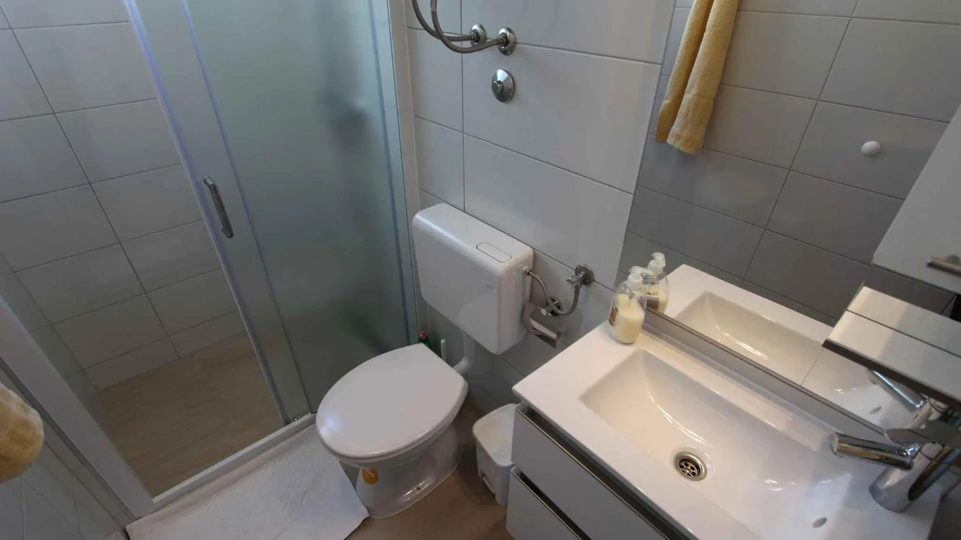 Apartments In Malinska - Insel Krk 53303