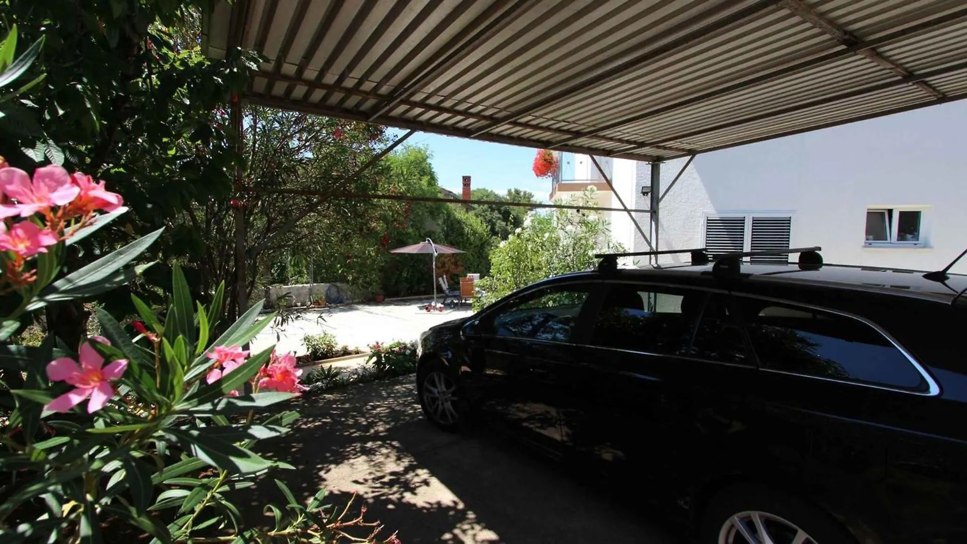 Apartments In Malinska - Insel Krk 53303